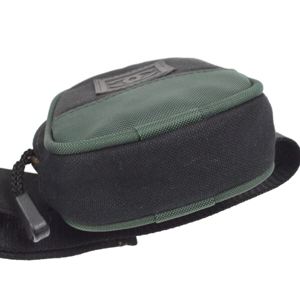 Authenticity Guaranteed Chanel Sports Line Leg Bag Pouch Black Green Nylon - Picture 3 of 10